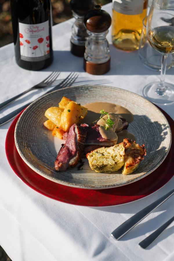 Hotel Restaurant Les Coquelicots, The Originals Relais Saint-Pardoux-l'Ortigier المظهر الخارجي الصورة