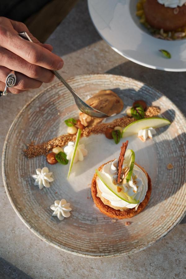 Hotel Restaurant Les Coquelicots, The Originals Relais Saint-Pardoux-l'Ortigier المظهر الخارجي الصورة