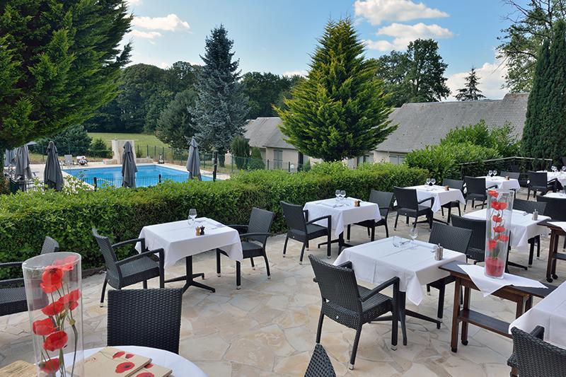 Hotel Restaurant Les Coquelicots, The Originals Relais Saint-Pardoux-l'Ortigier المظهر الخارجي الصورة